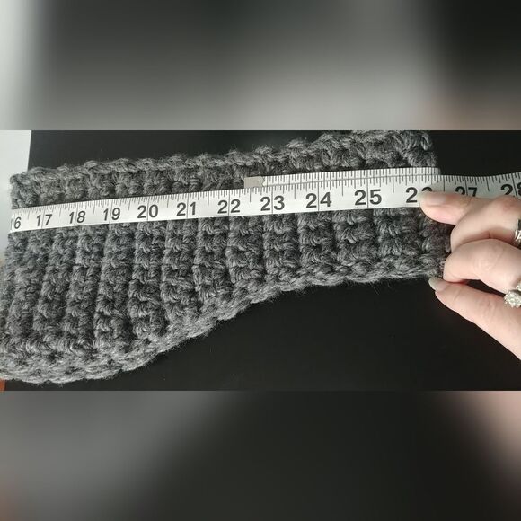 Just in! Handmade Crocheted Contoured Unisex Headband/Earwarmer Dark Grey - Picture 6 of 8